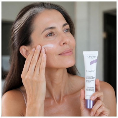Noreva Alpha KM + Crème de Jour Repulpante Fermeté Peaux Normales à Sèches 40 ml
