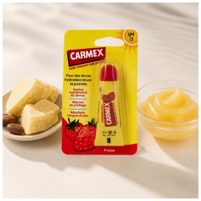 Carmex Fraise Baume Lèvres Hydratant SPF15 Tube 10 g