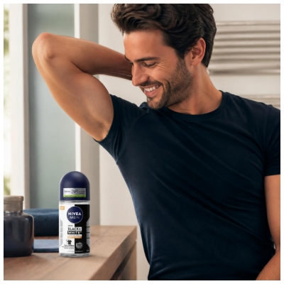 Nivea Men Black & White Déodorant 72H Anti-Transpirant Ultimate Impact Roll-On 50 ml