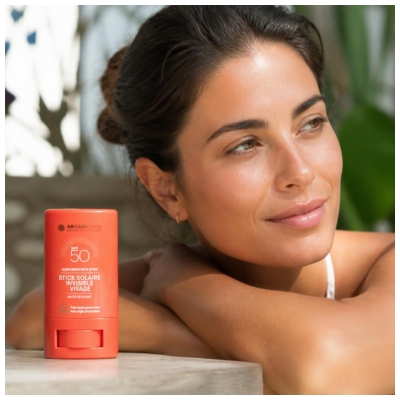 Arganicare Stick Solaire pour le Visage Invisible SPF50 15 g