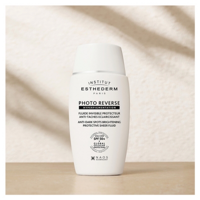 Institut Esthederm Photo Reverse Fluide Invisible Protecteur Éclaircissant Anti-Taches Visage SPF50+ 40 ml