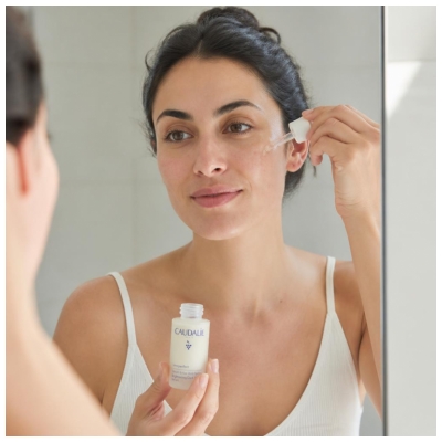 Caudalie Vinoperfect Sérum Éclat Anti-Taches Viniférine 30 ml + Vinosun Fluide Très Haute Protection SPF50+ 20 ml Offert
