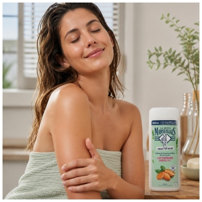 Le Petit Marseillais Crème de Douche & Bain Extra Douce au Lait d'Amande Douce 650 ml