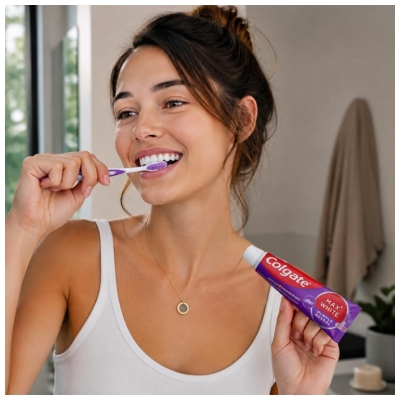 Colgate Max White Purple Reveal Dentifrice Violet Anti-Taches 75 ml