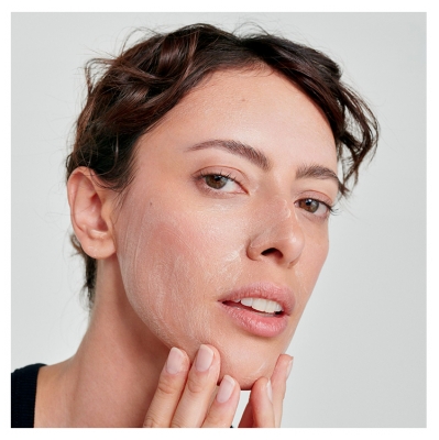 Dr. Hauschka Lait Nettoyant et Démaquillant 145 ml