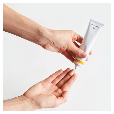 Dr. Hauschka Baume Lacté Nettoyant Apaisant 75 ml
