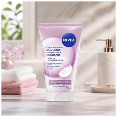 Nivea Crème Nettoyante Douceur Peaux Sèches et Sensibles 150 ml