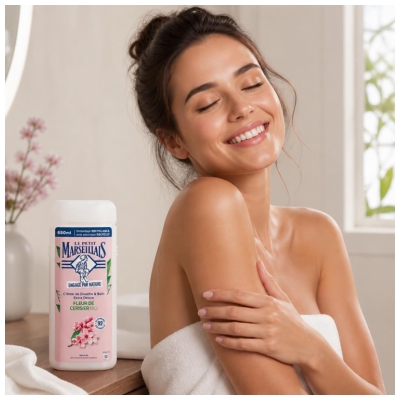 Le Petit Marseillais Crème de Douche et Bain Nourrissante Extra Douce Fleur de Cerisier Bio 650 ml