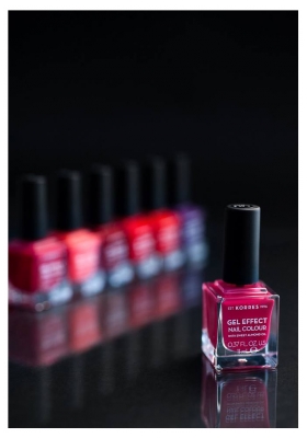 Korres Gel Effect Vernis à Ongles Amande Douce 11 ml - Couleur : 74 : Berry Addict