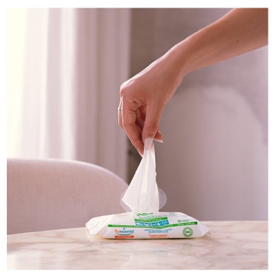 Puressentiel Lingettes Désinfectantes Mains & Surfaces Aux 3 HE - 32 Lingettes