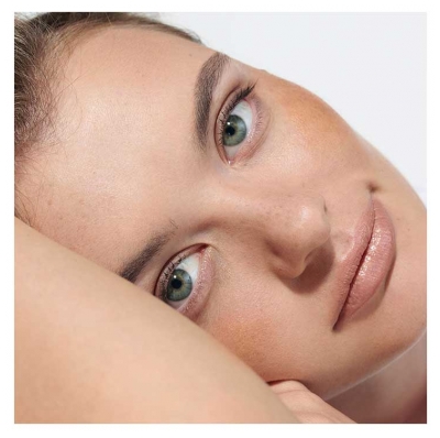 Dr. Hauschka Baume Stick Joues et Lèvres 6,1 g - Teinte : 04 Doré