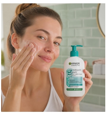 Garnier Skinactive Hyaluronic Aloe Gel Nettoyant Apaisant 250 ml