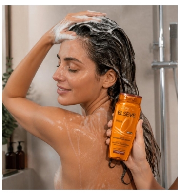 L'Oréal Paris Elseve Huile Extraordinaire Jojoba Shampoing Nutrition Suprême Cheveux Très Sec 250 ml