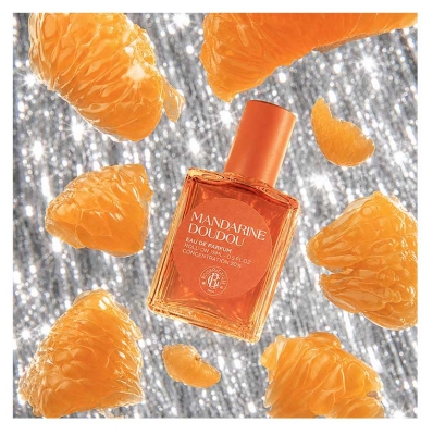 Roger & Gallet Café Roger Eau de Parfum Maxi Concentration Roll-On 15 ml + Mandarine Doudou Eau de Parfum Maxi Concentration Roll-On 15 ml + 1 Charm Offert
