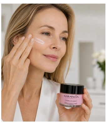 Garancia Meno-Expert Étoile du Jour Crème Riche Rose Suprême Volumatrice Peaux Sèches à Très Sèches 40 ml
